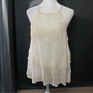 Charlotte Russe boho crochet embroidery sleeveless flowy top with cutout back